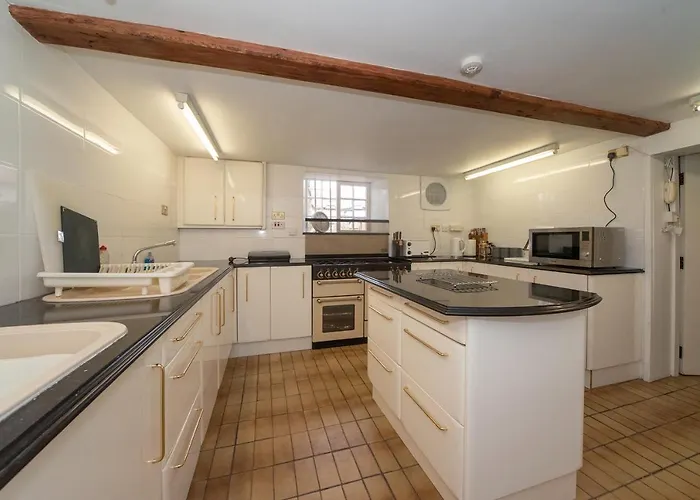 Vivers Mill بيكرينغ